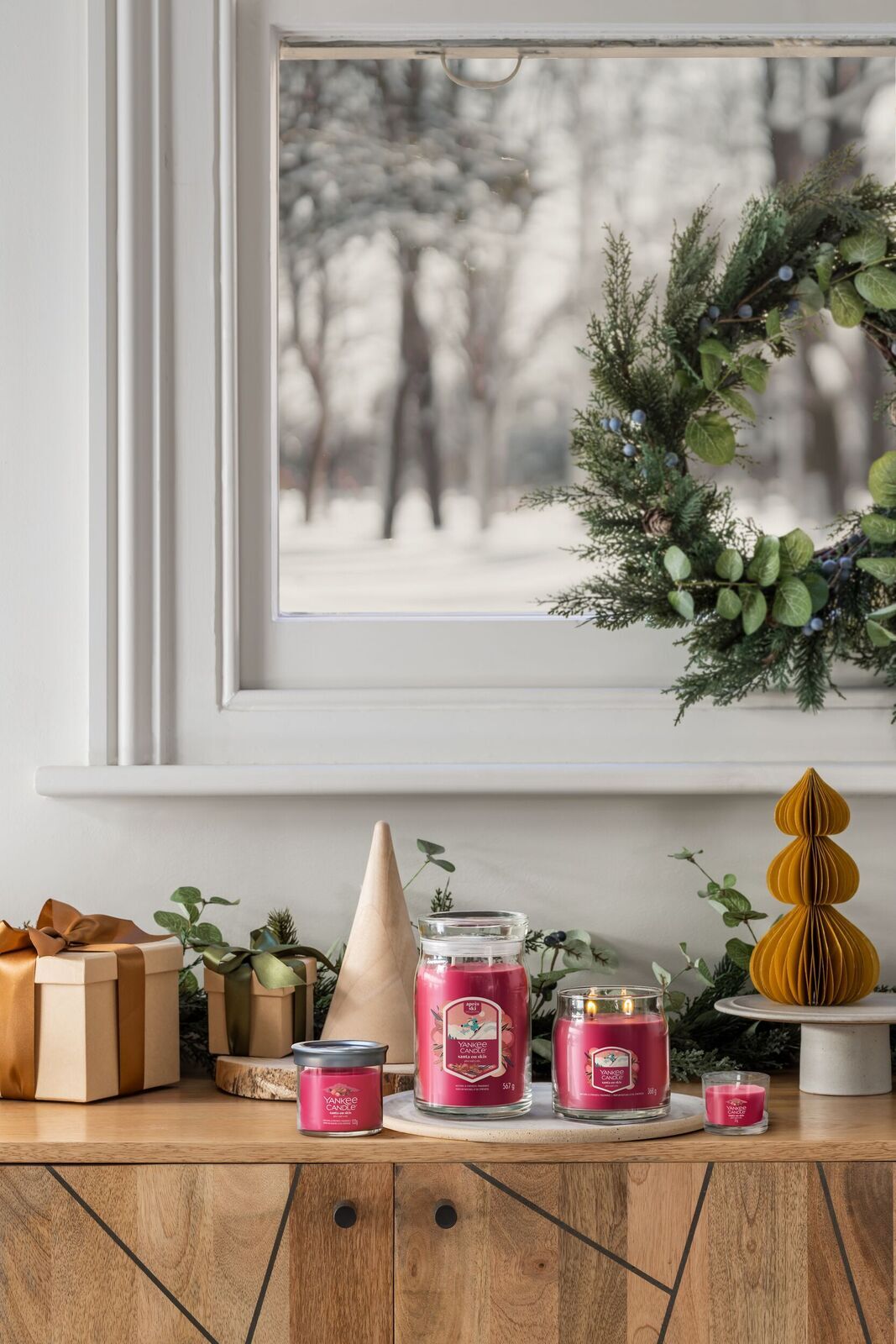 Santa on Skis Signature Small Tumbler 122g
