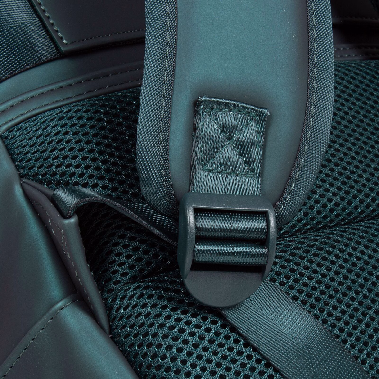 B64IJ1Do Harper - Queens Rucksack grün metallic