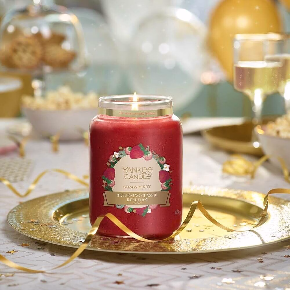 50th-Anniversary-Strawberry-WIDE Strawberry (1970`s) 623g von Yankee Candle
