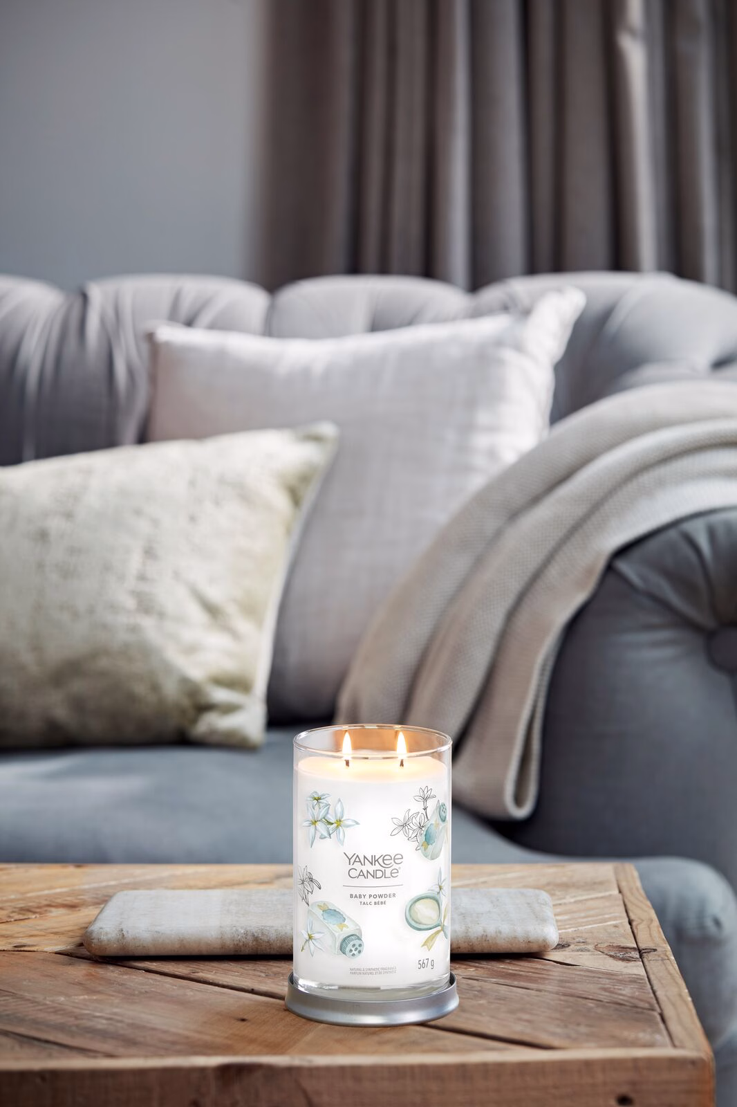 Baby Powder Signature Large Tumbler 567g 2-Docht