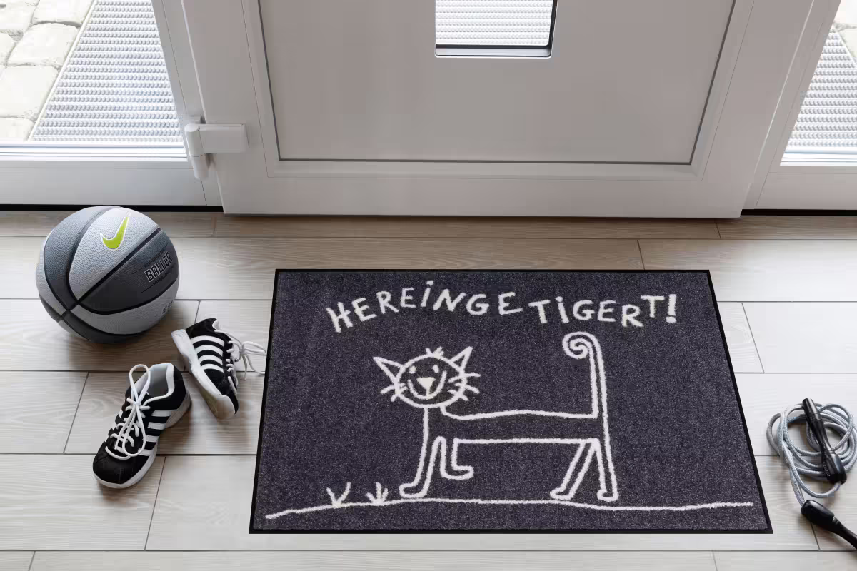Wohnmatte Hereingetigert
