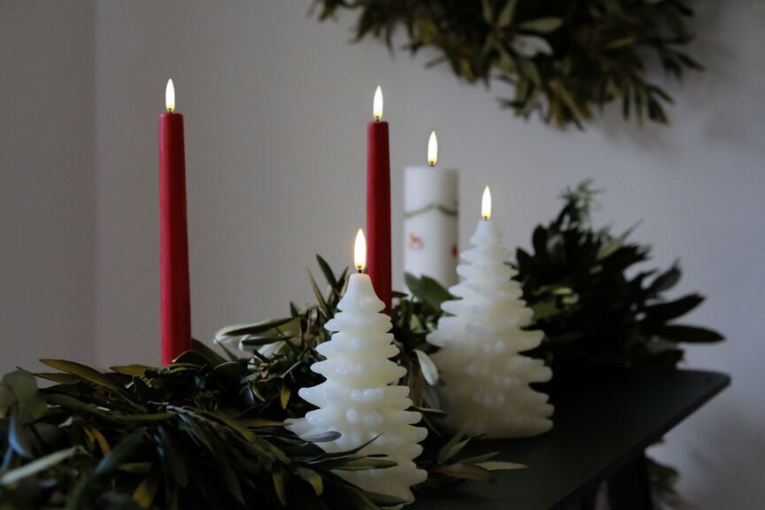 Uyuni LED Kerze Weihnachtsbaum 9x12cm nordic white Uyuni LED Kerze Weihnachtsbaum 9x12cm nordic white