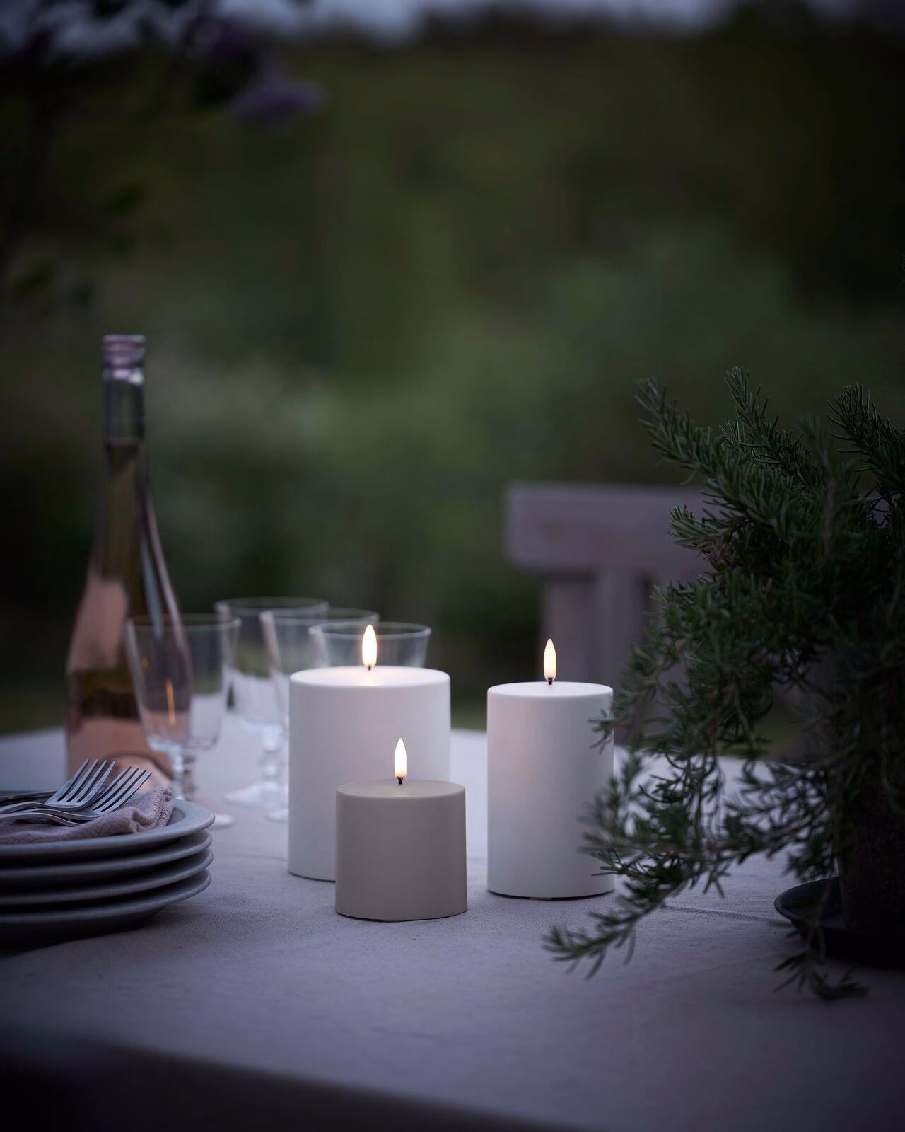 Uyuni-UL-OU-WH78078-UL-OU-SA78013-UL-OU-WH78017-Outdoor-Pillars-2 Uyuni Outdoor LED Stumpenkerze 8,4 x 15cm weiß