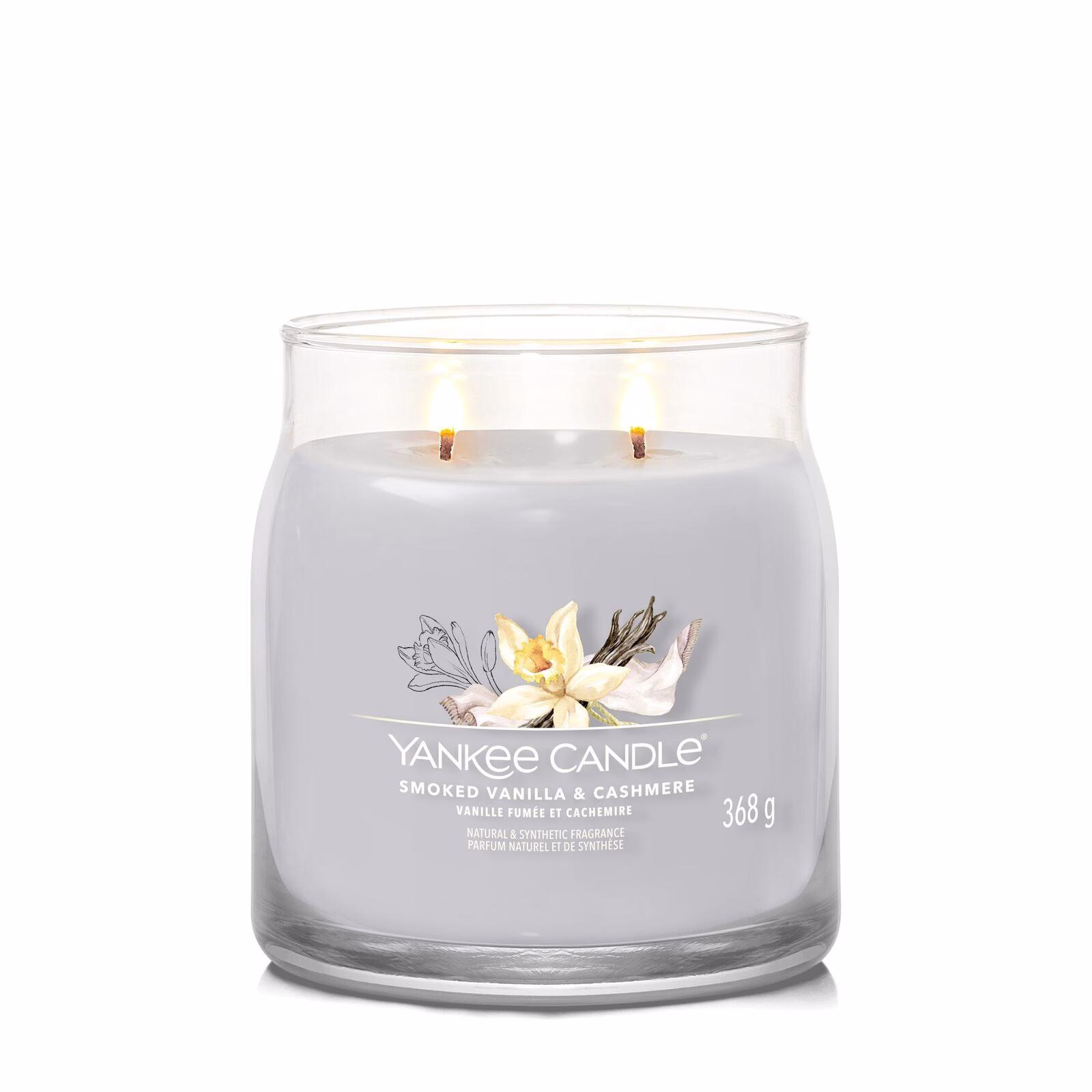 Smoked_Vanilla_and_Cashmere_Medium_LIT-1-13pYPYQuQZi7qa Smoked Vanilla & Cashmere Signature Medium Jar 368g 2-Docht