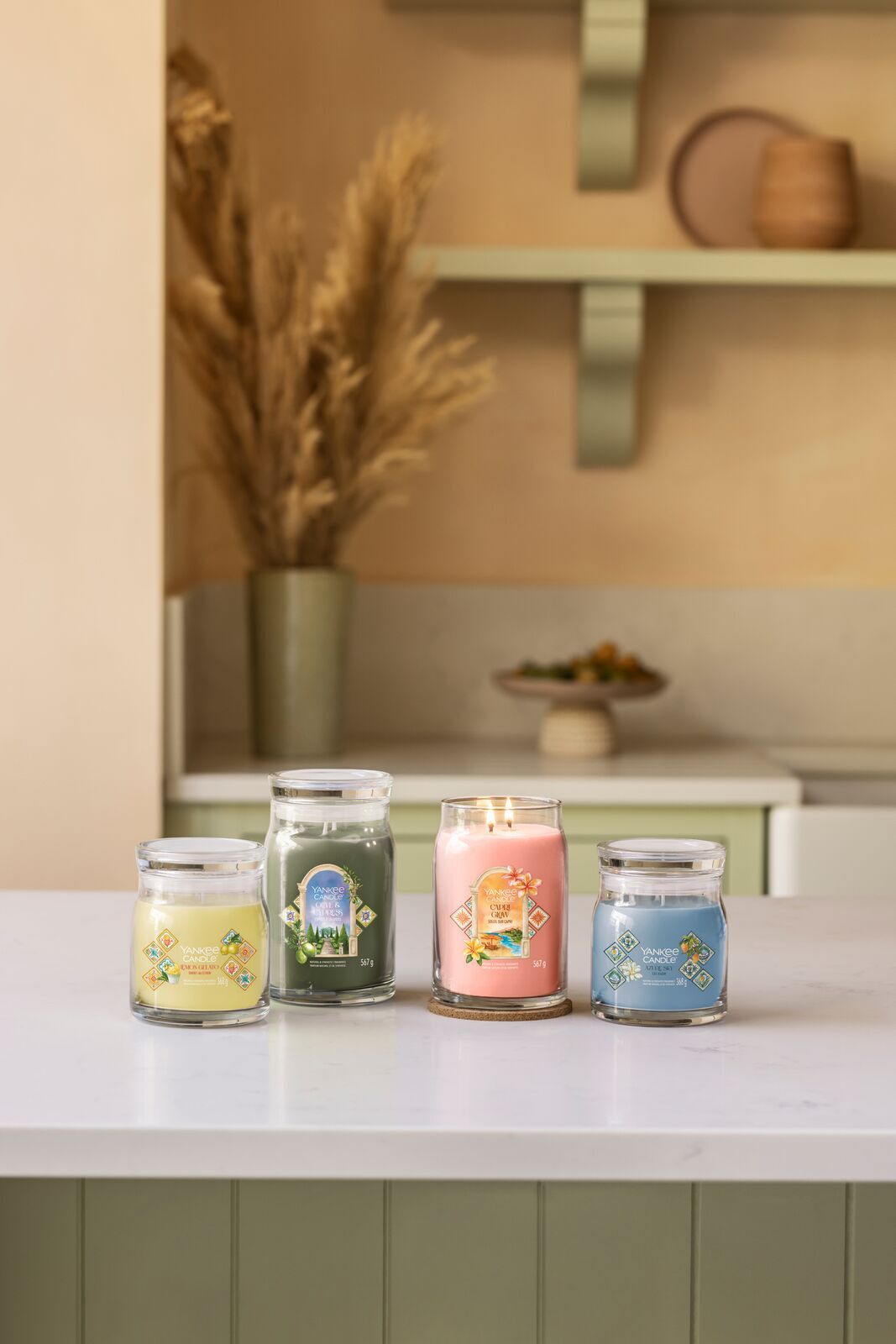 Azure Sky Signature Medium Jar 368g 2-Docht