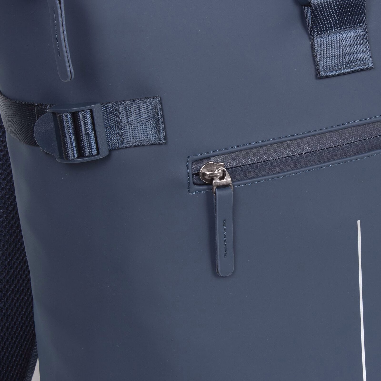 William - Riverside Rolltop Rucksack navy