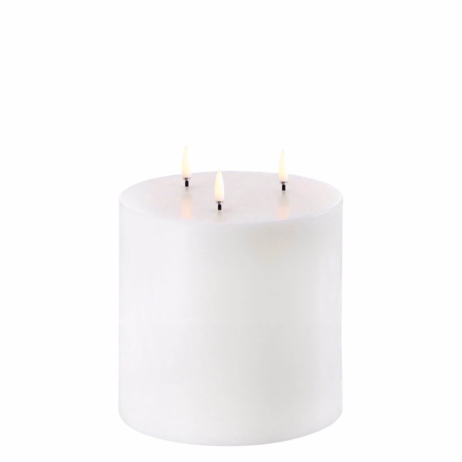 UL-TF-NW-C15218 Uyuni LED Stumpenkerze 15x15cm Nordic White 3-Docht
