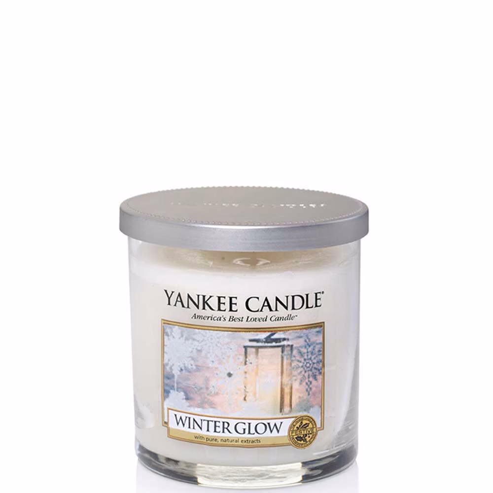 1342542-Winter-Glow-pillar-old-logo Yankee Candle Decor Winter Glow 198g