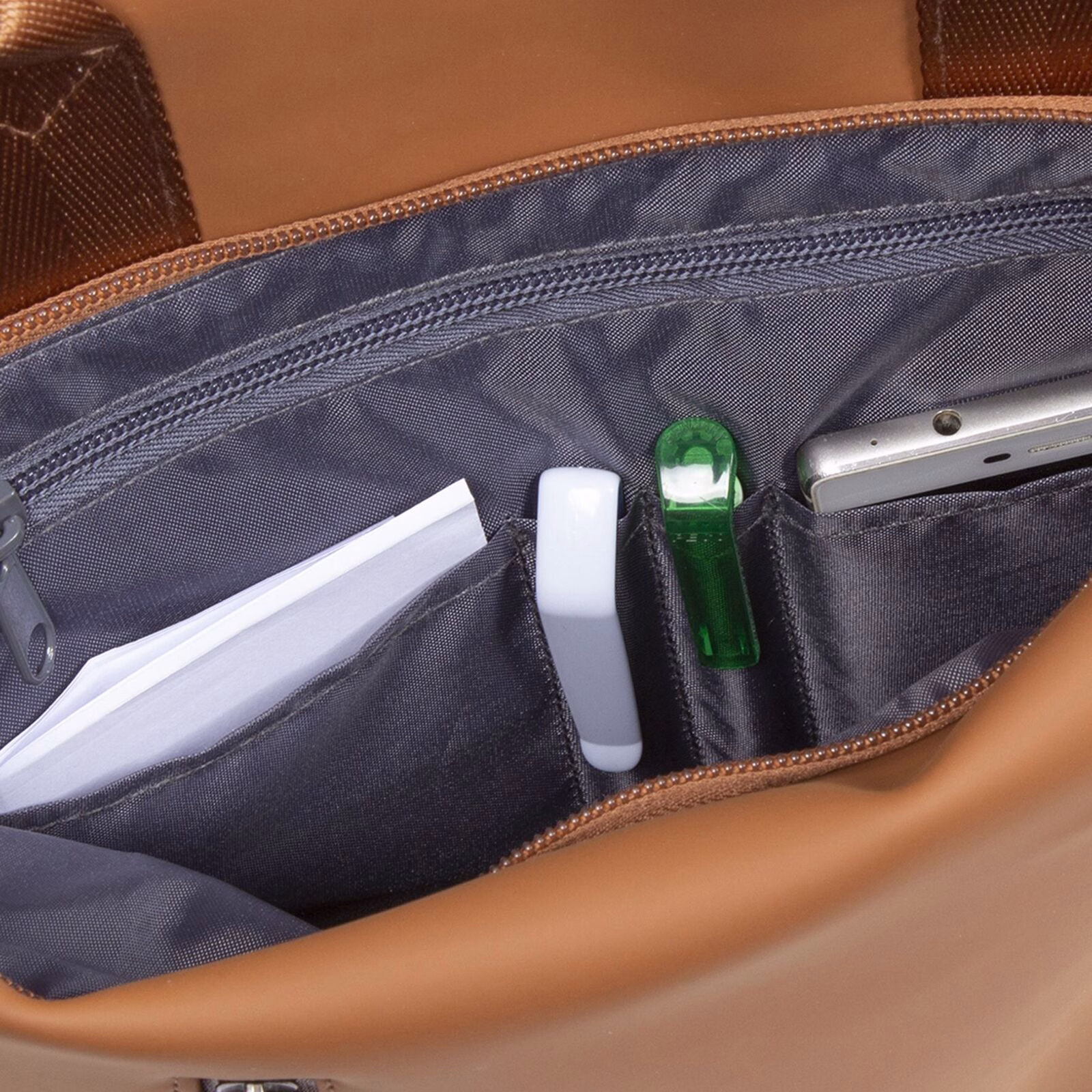 William - Milwaukee Rucksack cognac