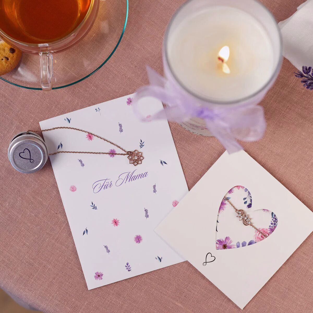 c1d5f8f1016e53e7a33e47b256ab561386bb5dce_Mom_Bundle___GP_23_DE_2048x Geschenkbox Mama 400g Halskette/Armband