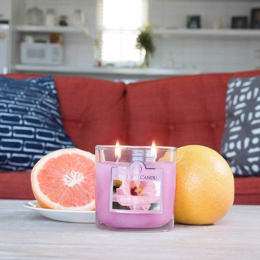 AK6A8764 Colonial Candle Grapefruit Hibiscus 99g