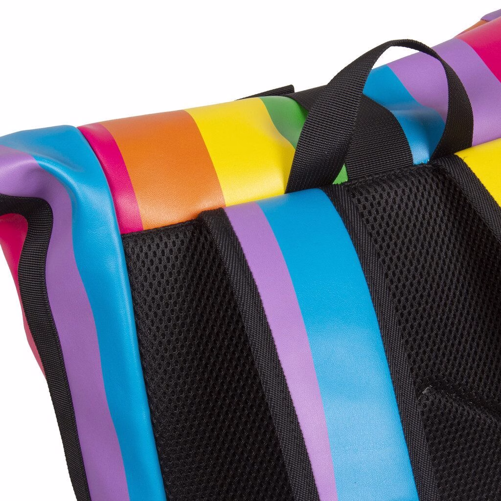new-rebels-mart-rolltop-rucksack-rainbow-regenboge-6 Mart - New York Rolltop Rucksack rainbow