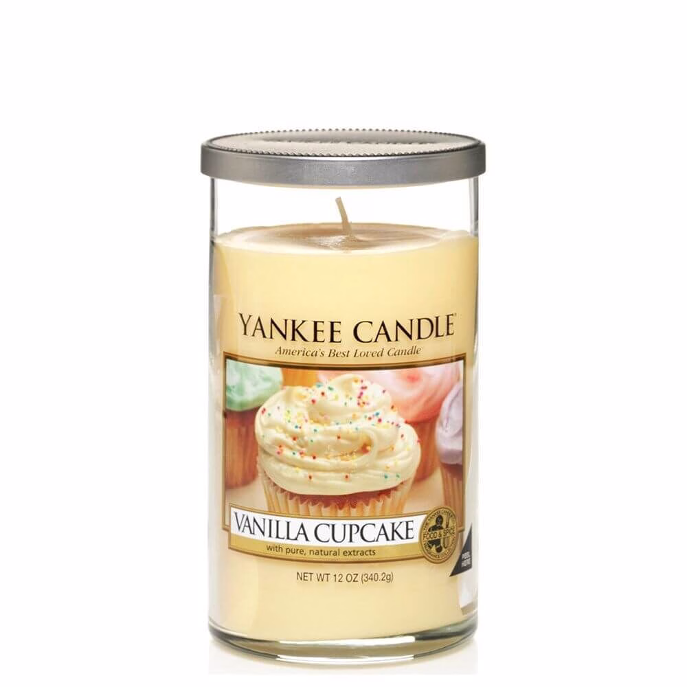 vanilla-cupcake-medium-pillar5594ffbb8656b Yankee Candle Vanilla Cupcake 340g