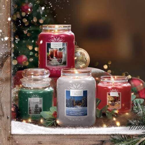 1623715E_GB_4 Candlelit Cabin 623g