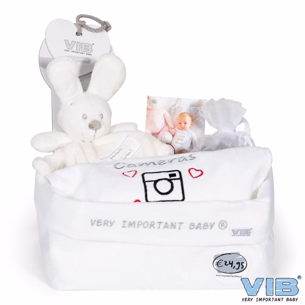 babybox3 Geschenkpaket für Babys weiß 4-teilig