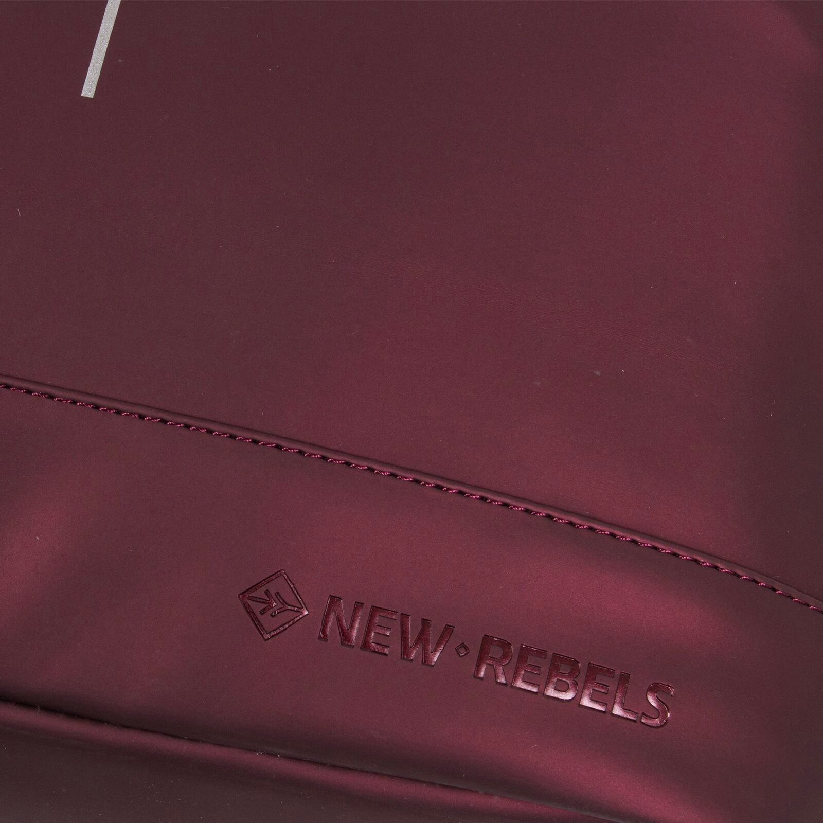 Mart - New York Rolltop Rucksack burgund metallic