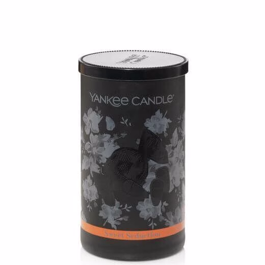 1600752E_GB_0 Yankee Candle - Mystic Nights - Sweet Seduction 340g