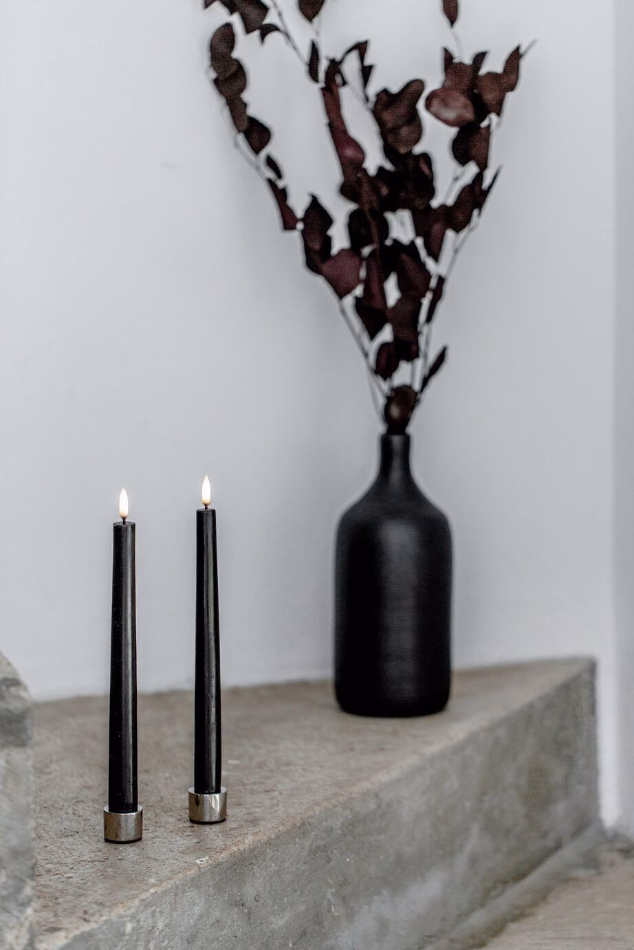 Uyuni-UL-PI-PB02325-2-Coloured-Taper-Candles-1 Uyuni LED Tafelkerze 20cm Plain Black 2 Stück