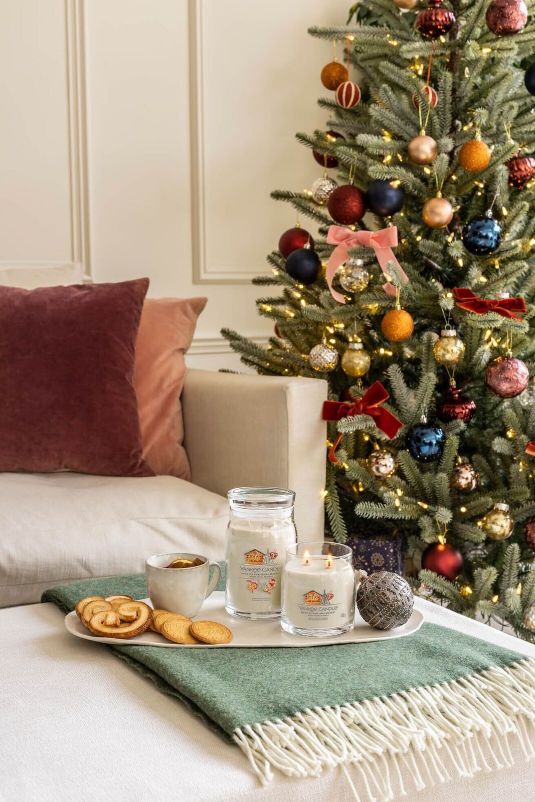 Munich Christmas Market Signature Medium Jar 368g 2-Docht Munich Christmas Market Signature Medium Jar 368g 2-Docht