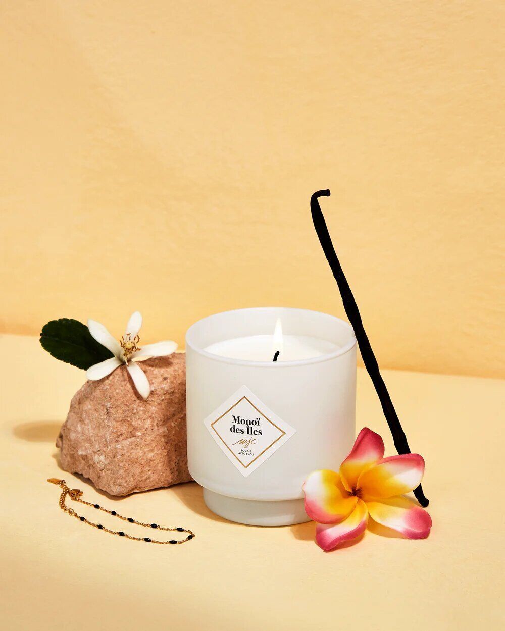 Monoi Blüte - Monoi de Iles - Halskette mit schwarzen Perlen 200g Monoi Blüte - Monoi de Iles - Halskette mit schwarzen Perlen 200g