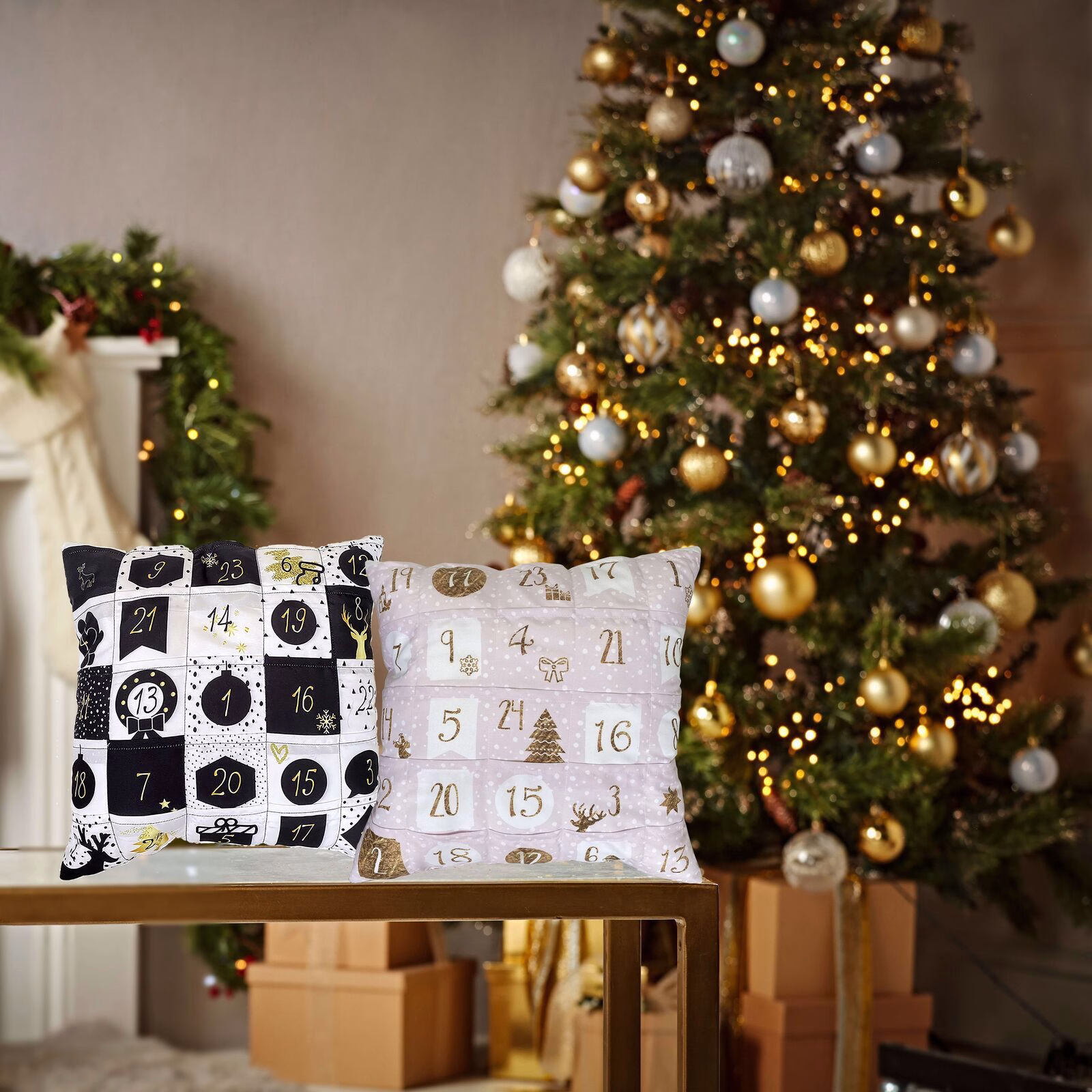 Sofahelden Adventskissen mit 24 Einstecktaschen