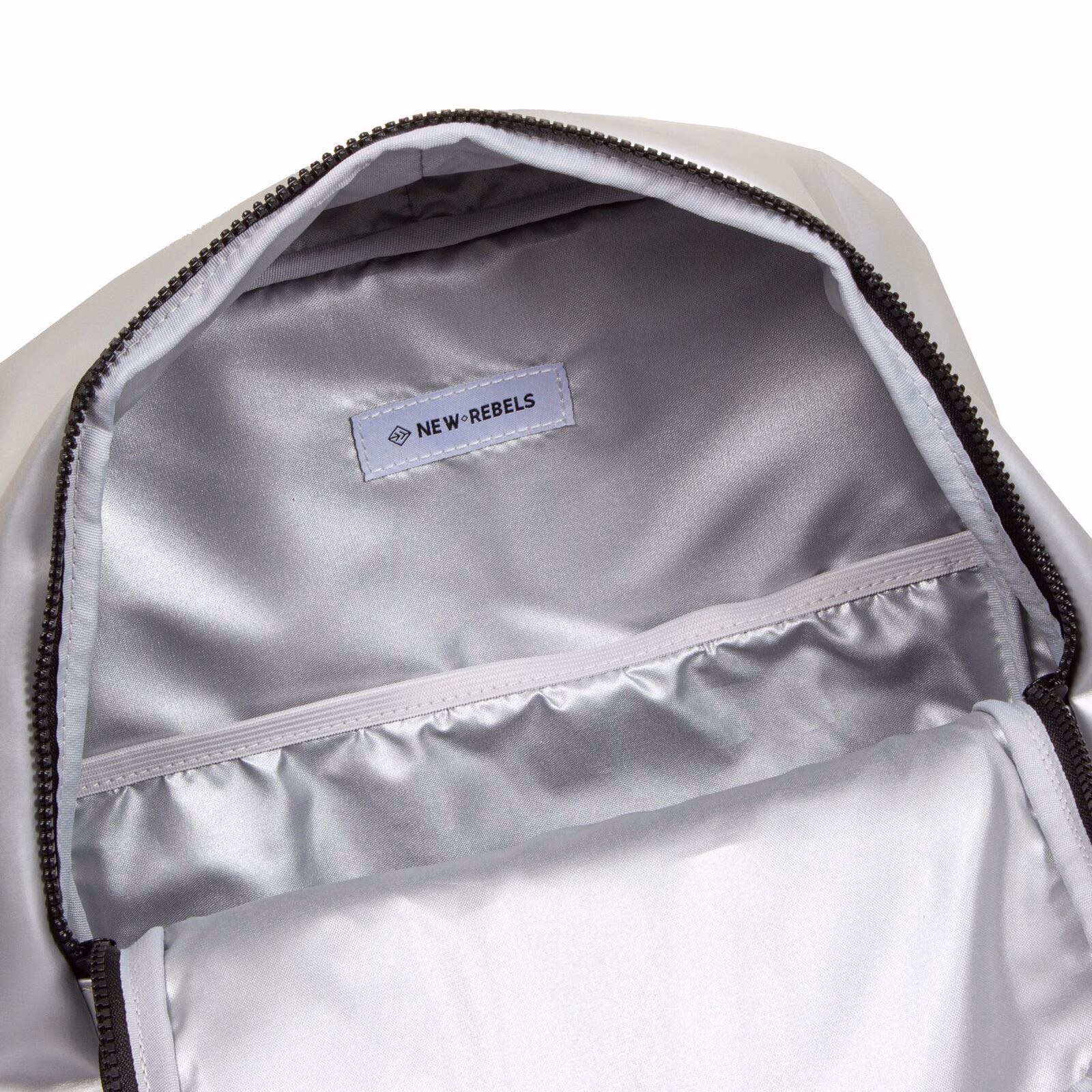 UZToCXtk Mart - Chicago Rucksack silber metallic