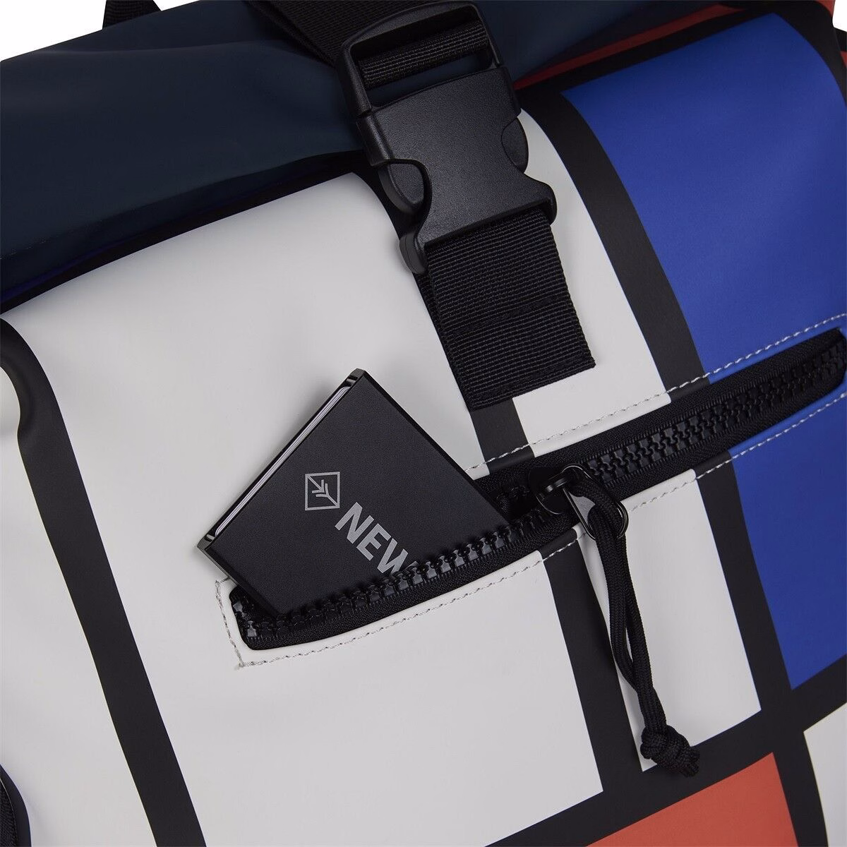 718976CAFD1DA00D2B2D6464CEC6AFD63AC2E696 Mart - New York Rolltop Rucksack Mondriaan