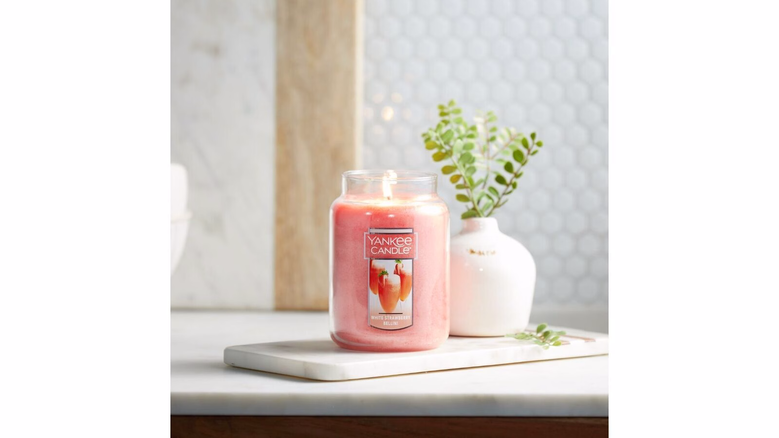 White Strawberry Bellini 623g