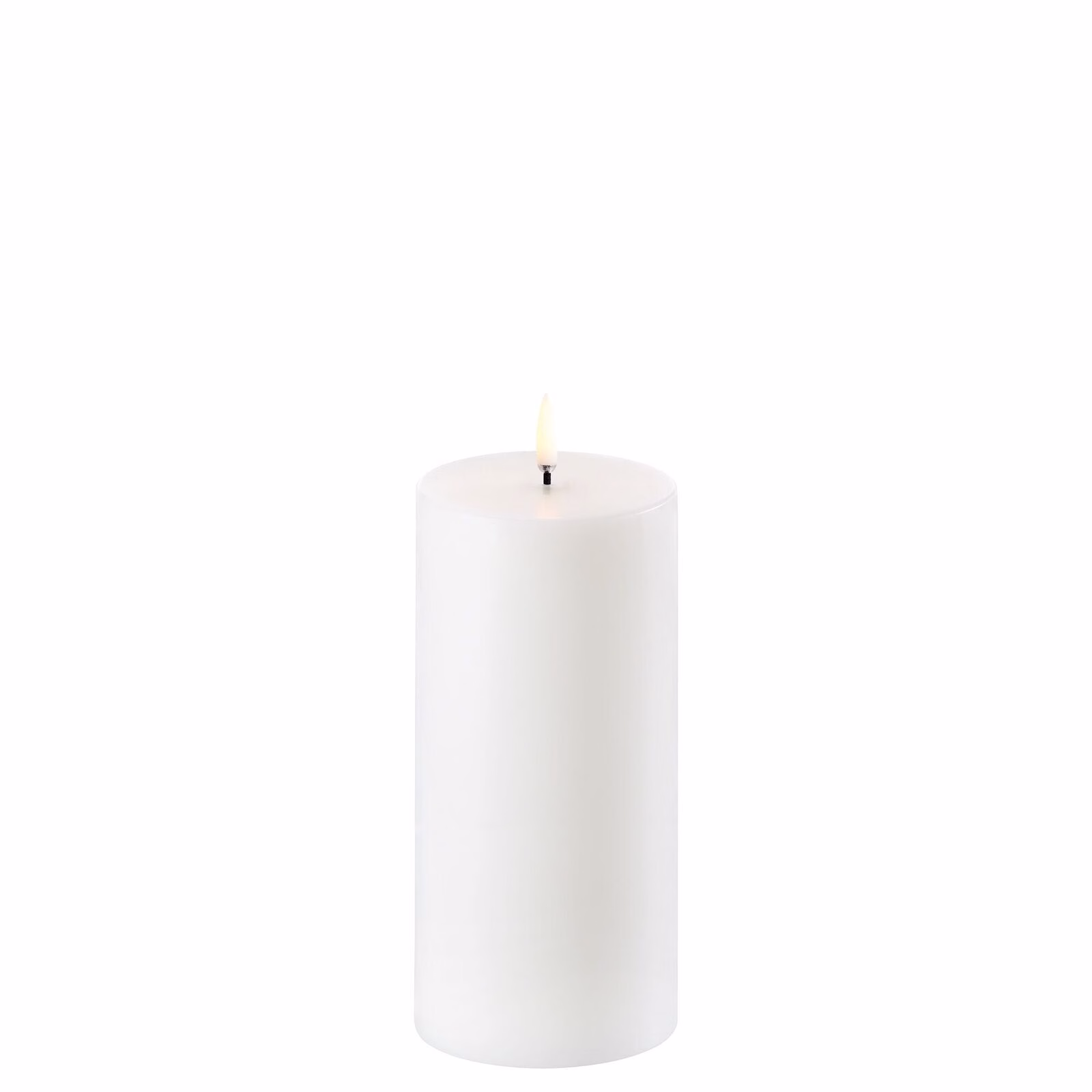 Uyuni LED Stumpenkerze 7,8x15cm nordic white