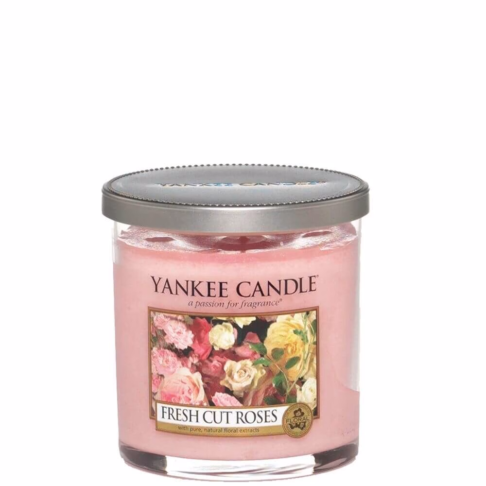 fresh-cut-roses-small-pillar5594ffbf64471 Yankee Candle Fresh Cut Roses 198g