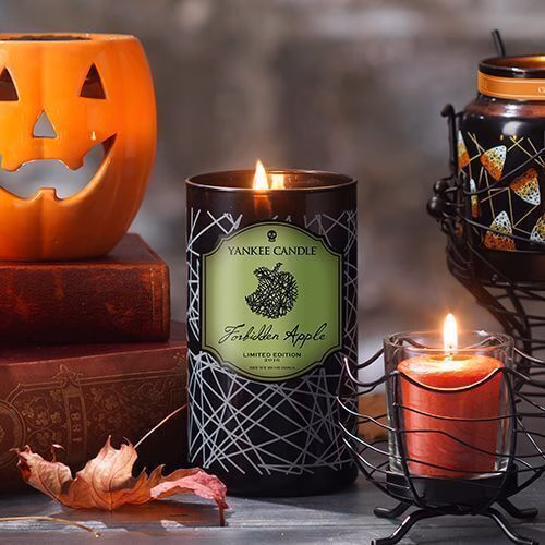 Yankee Candle Decor Forbidden Apple 566g