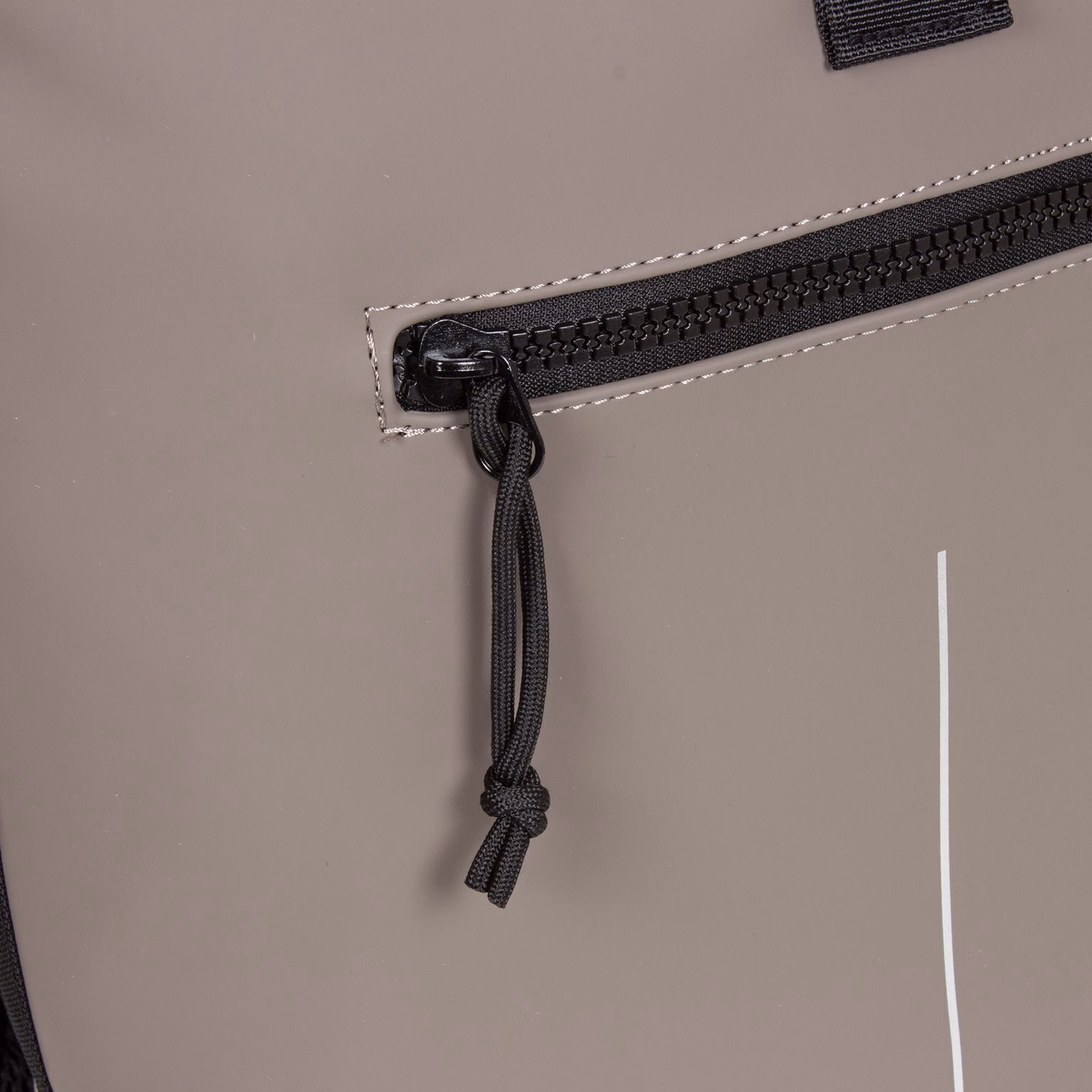 F-8ut4KE Mart - New York Rolltop Rucksack taupe