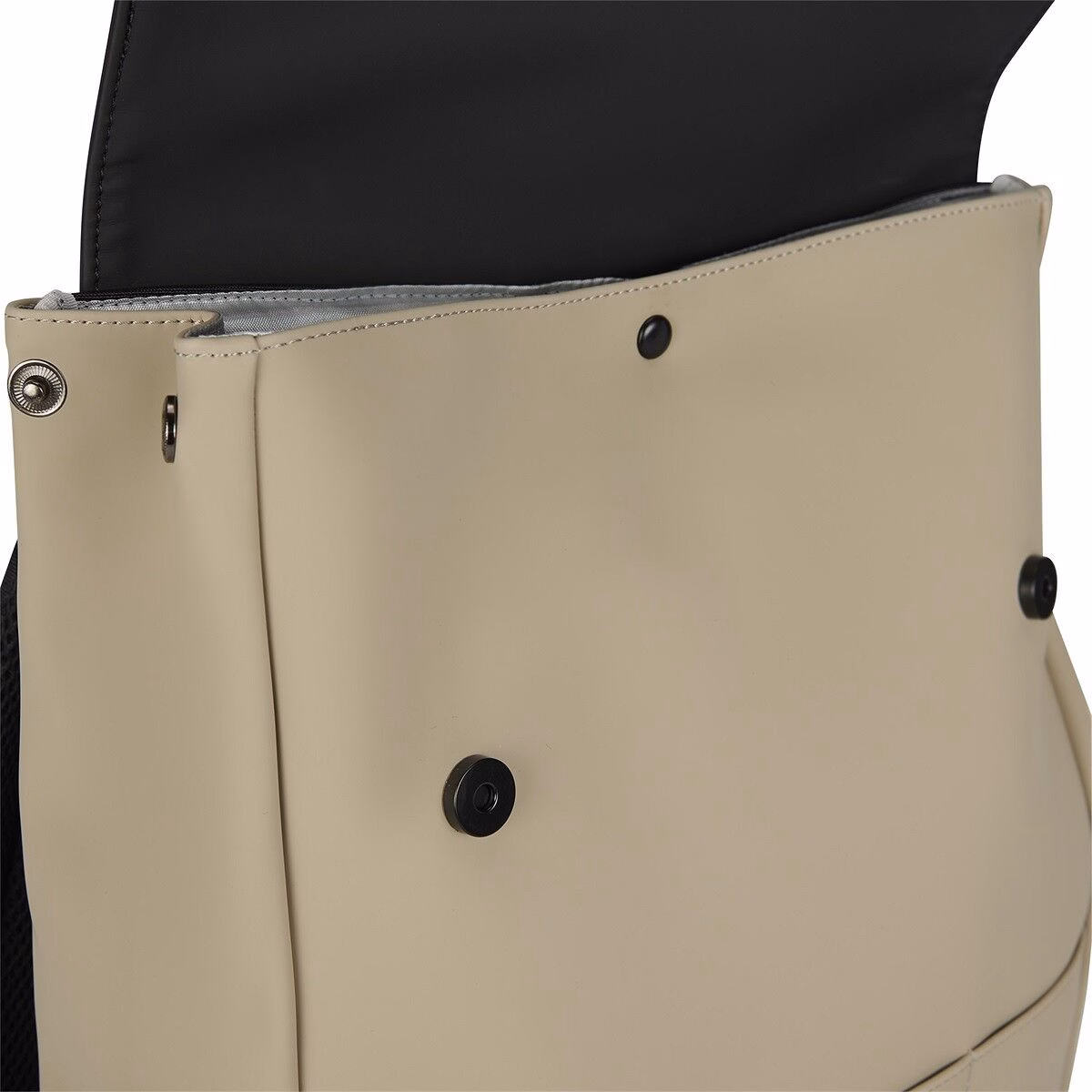 3C7C2F4CD37E0FE659C3CD4BB6B1FD9ABE2821CF Fane - Lincoln Flap Rucksack 17L schwarz/beige