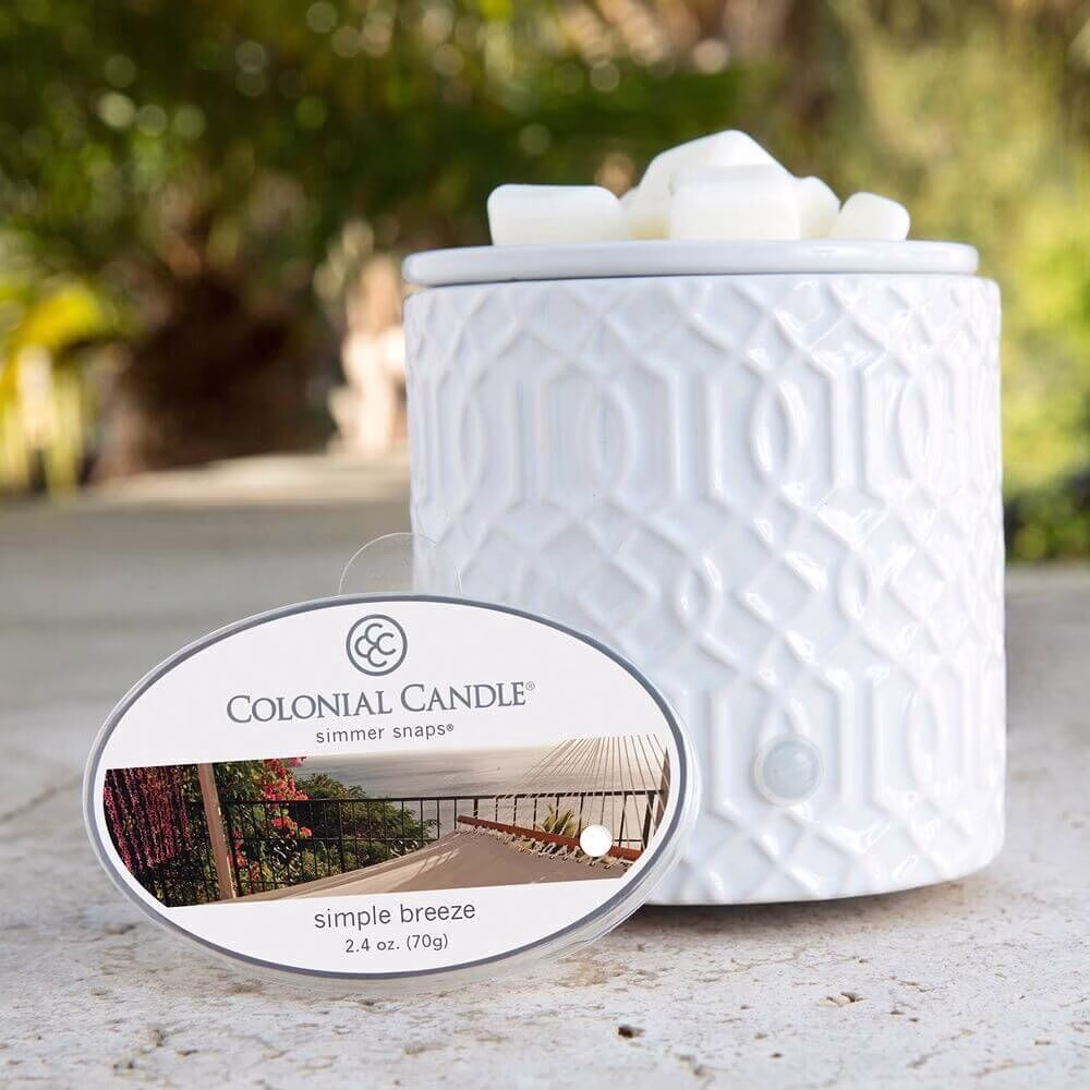 AK6A8299 Colonial Candle Simple Breeze Simmer Snaps 70g
