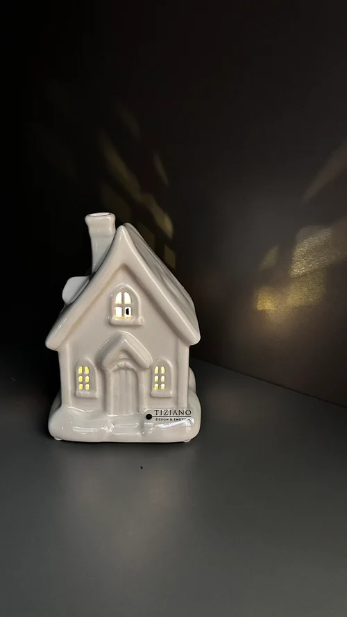 Lichthaus Cascata mit Schnee 13cm LED cremeweiß Lichthaus Cascata mit Schnee 13cm LED cremeweiß