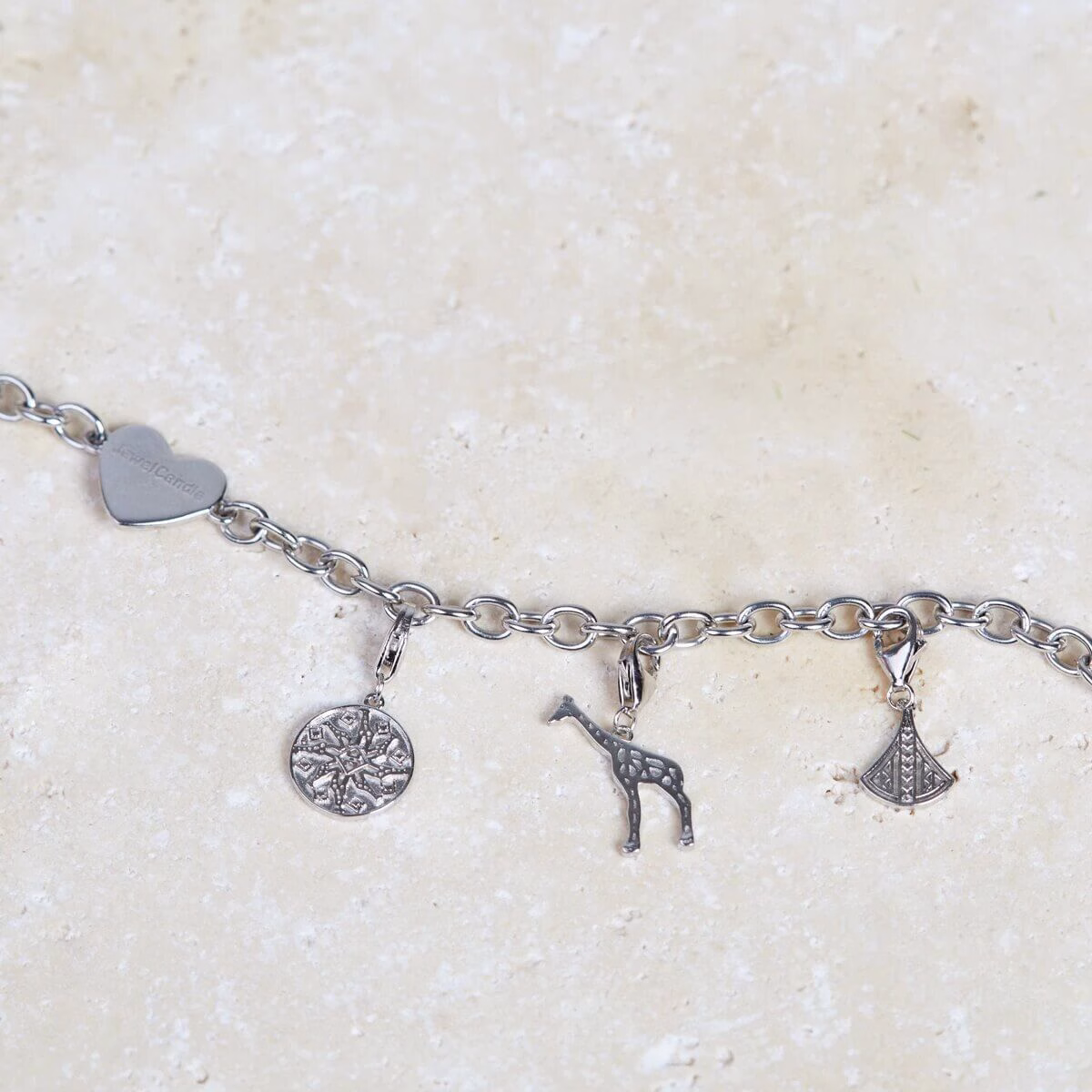 4d2b4a244850d024efb2a587e57c3d56a6b47fcb_51163506333_c9976bbe15_o Blossom the Giraffe (Charm) 400g