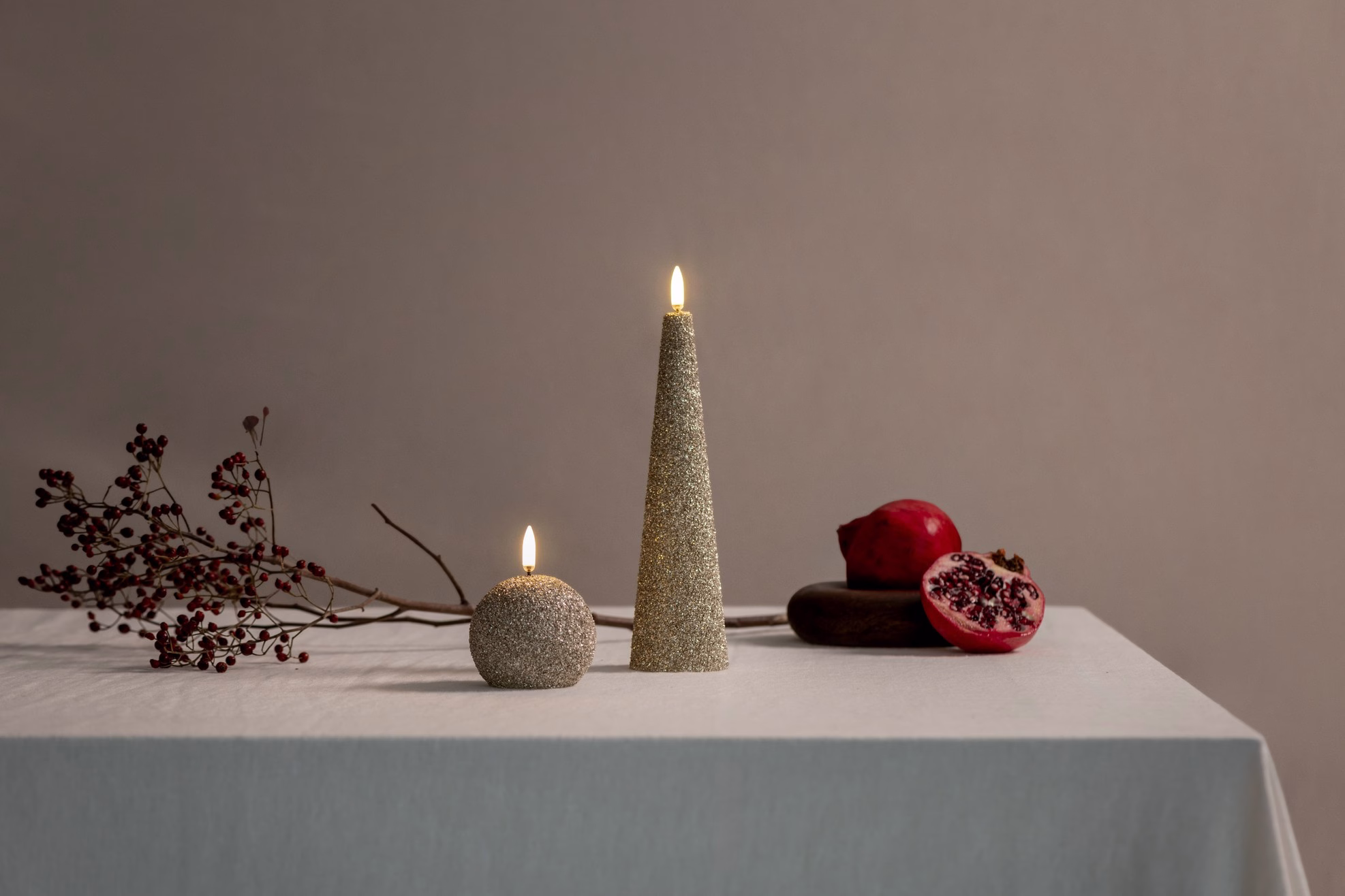Uyuni LED Cone Candle 21,5 cm Champagne Glitter
