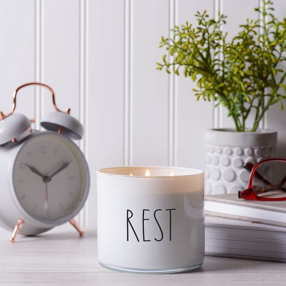 REST Lavender Vanilla 411g (3-Docht) Farmhouse Collection