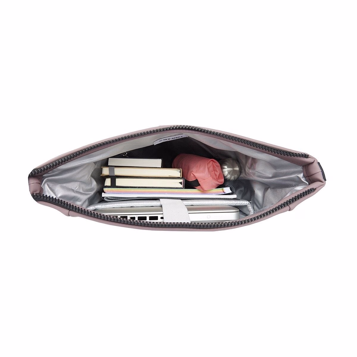 B830D201CD356E1F2A33940718F3D17BD2EF1619 Bowie - New York Rolltop Rucksack altlila