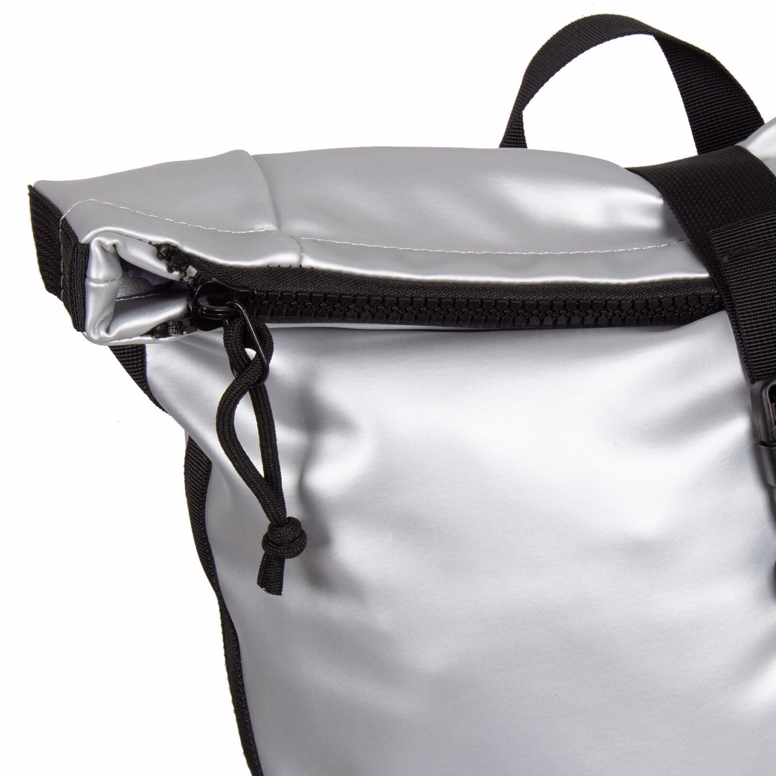 Mart - New York Rolltop Rucksack silber metallic
