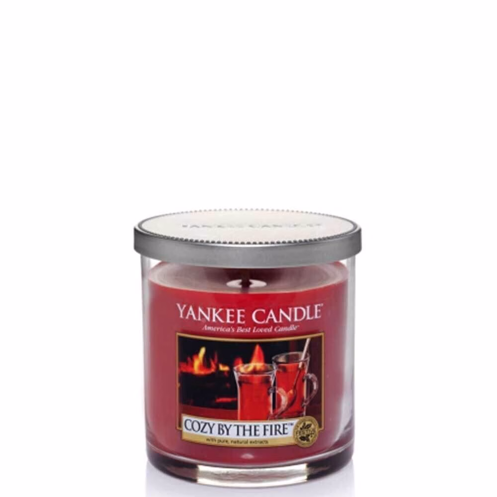1342566E_GB Yankee Candle Decor Cosy by the Fire 198g