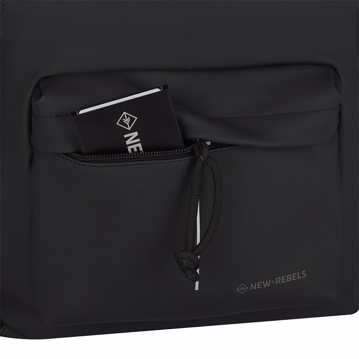 926BB00394BBB26E6C37B7CEB0ABAD548B9C9AF2 Backham - Springfield Rucksack 12L schwarz/hellgrau