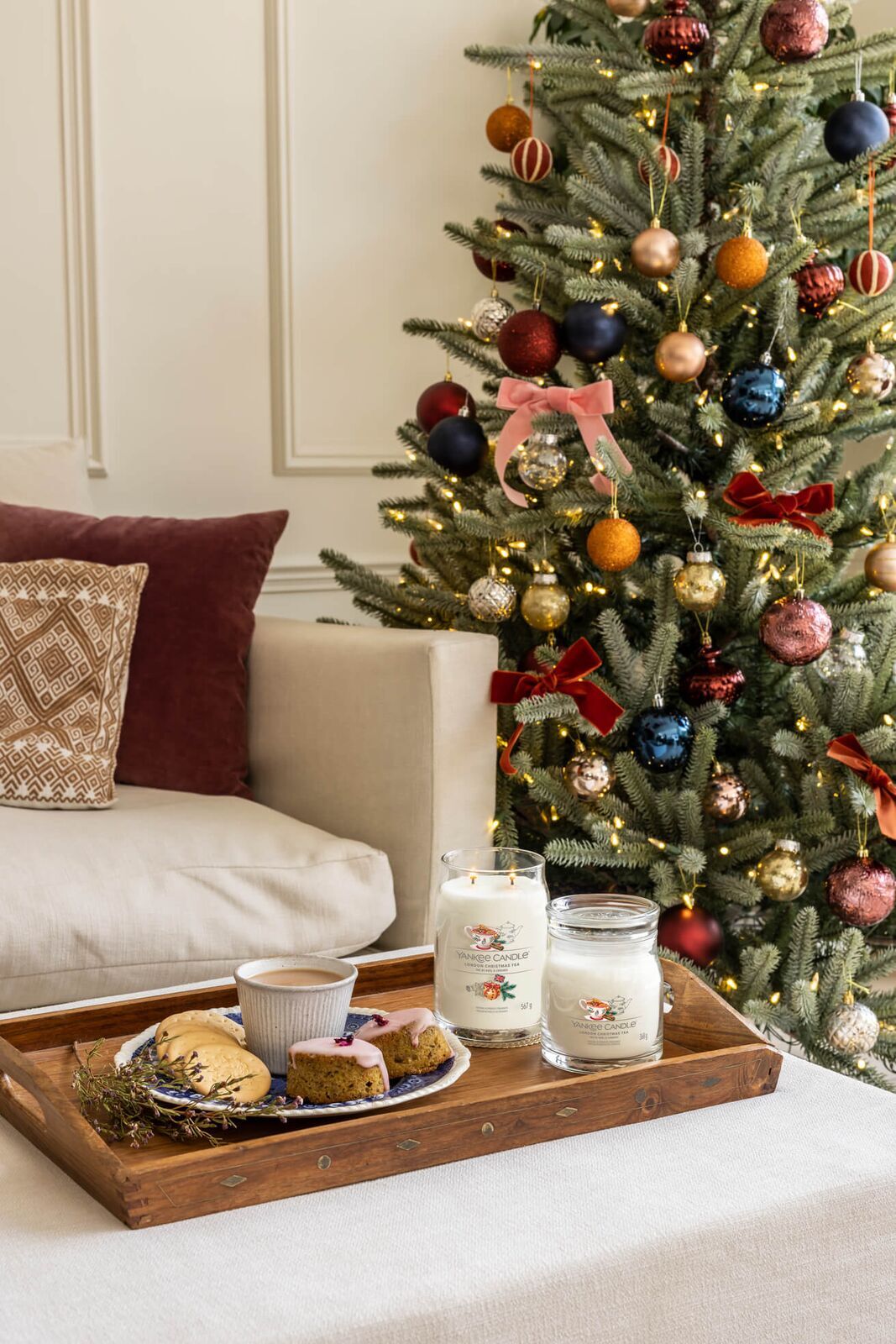 London Christmas Tea Signature Large Jar 567g 2-Docht