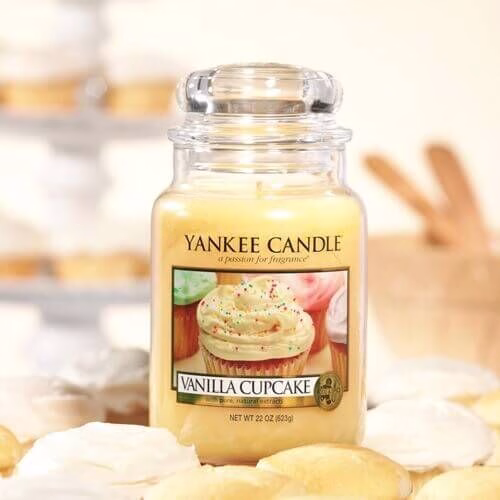 Yankee Candle Vanilla Cupcake Large