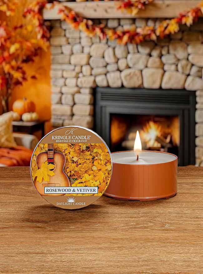 Rosewood & Vetiver Daylight 42g Kamin, Drinnen