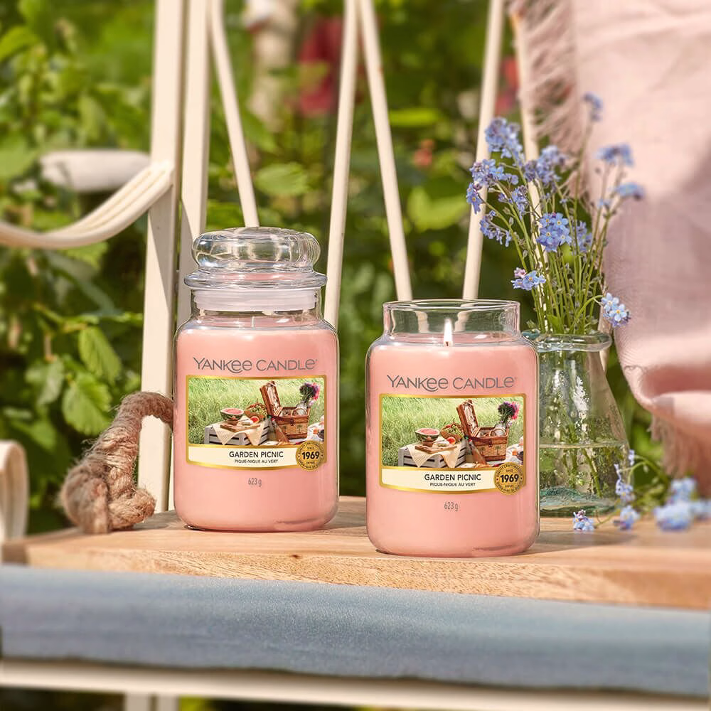 Garden-Picnic_duo-Large-Jarsv7YkXPfBUTdok Garden Picnic 623g von Yankee Candle Mut Bild
